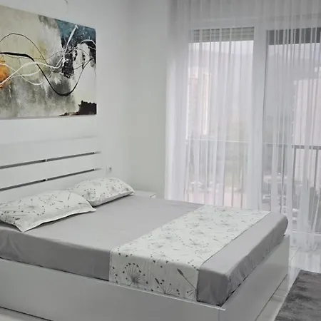 Ameliani Apartmán *